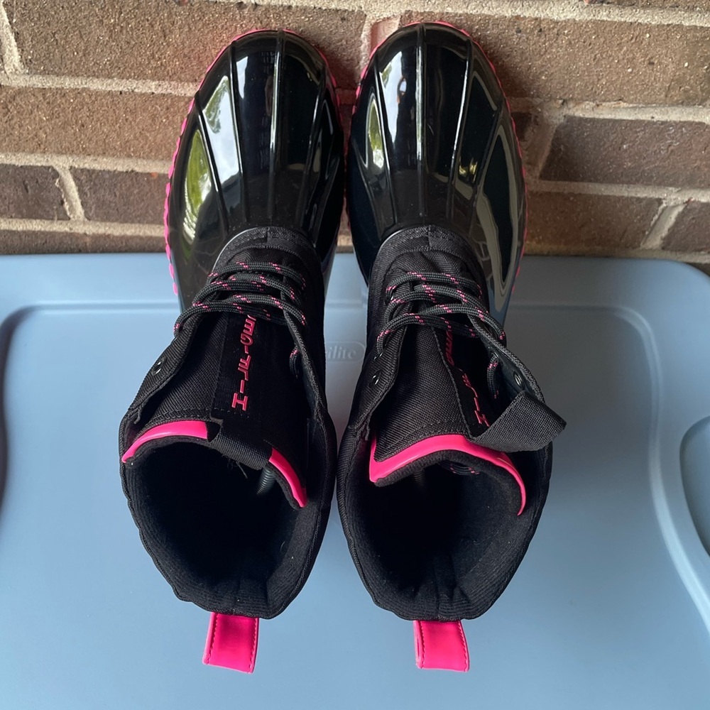 Tommy Hilfiger Haryett Duck Boots - Picture 7 of 9